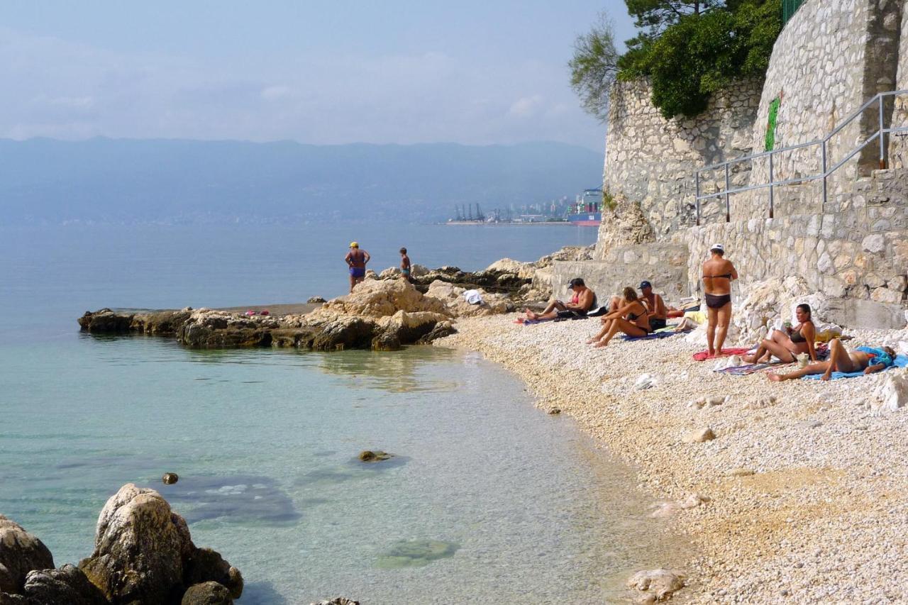 Apartments With A Parking Space Rijeka - 18146 외부 사진