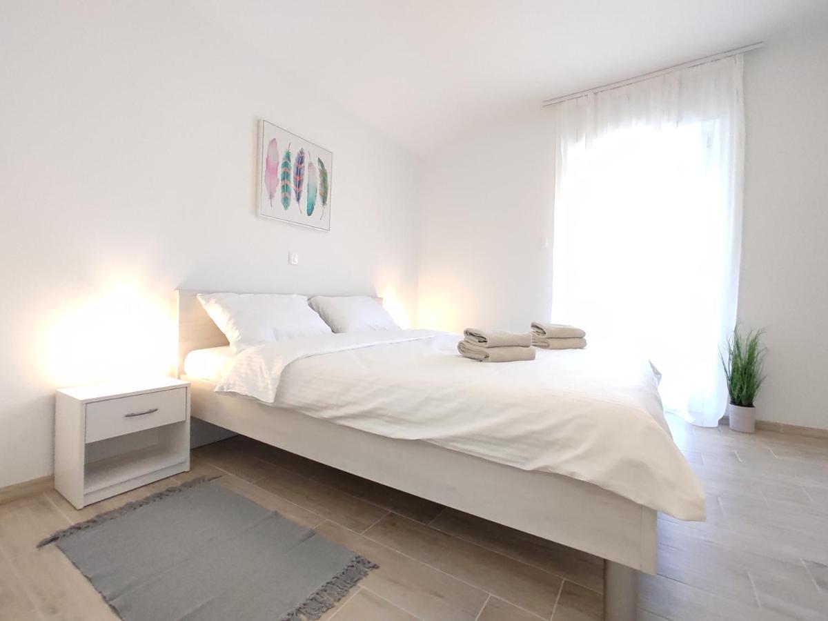 Apartments With A Parking Space Rijeka - 18146 외부 사진
